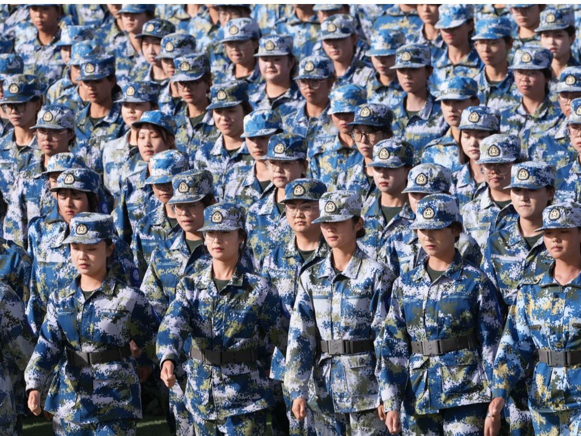 续写荣光致青春 意气风发启新程  --beat365官方网站举行2023年学生国防教育暨军事技能训练总...