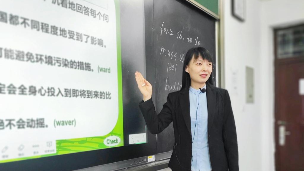 beat365官方网站英语教学团队教研项目取得新突破