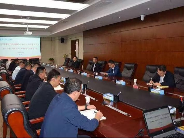 beat365官方网站马克思主义学院院长张喆受邀前往兰州新区管委会开展主题教育宣讲