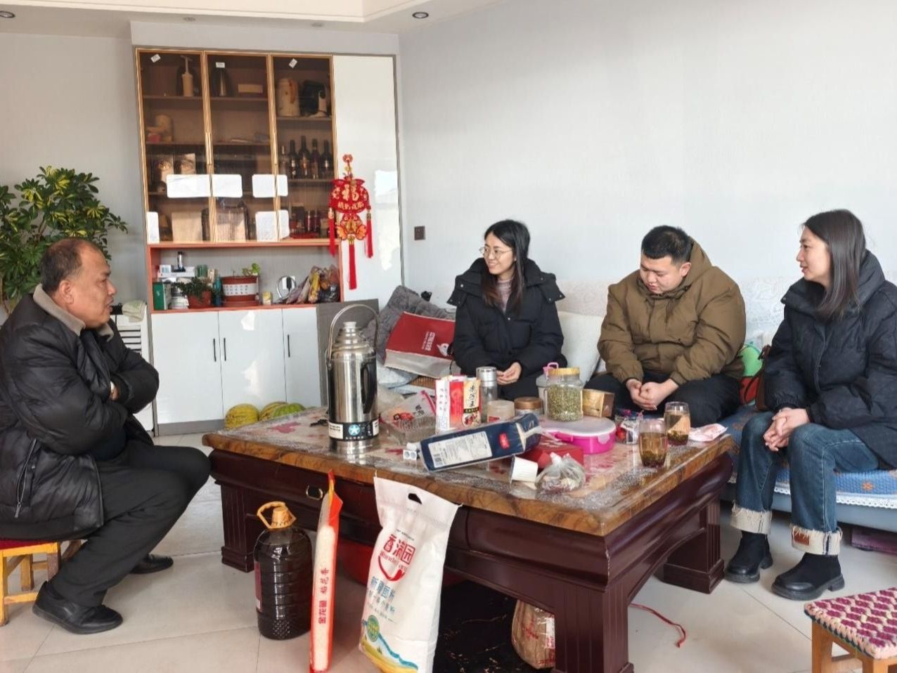 beat365官方网站：送岗到家，点燃学子就业希望