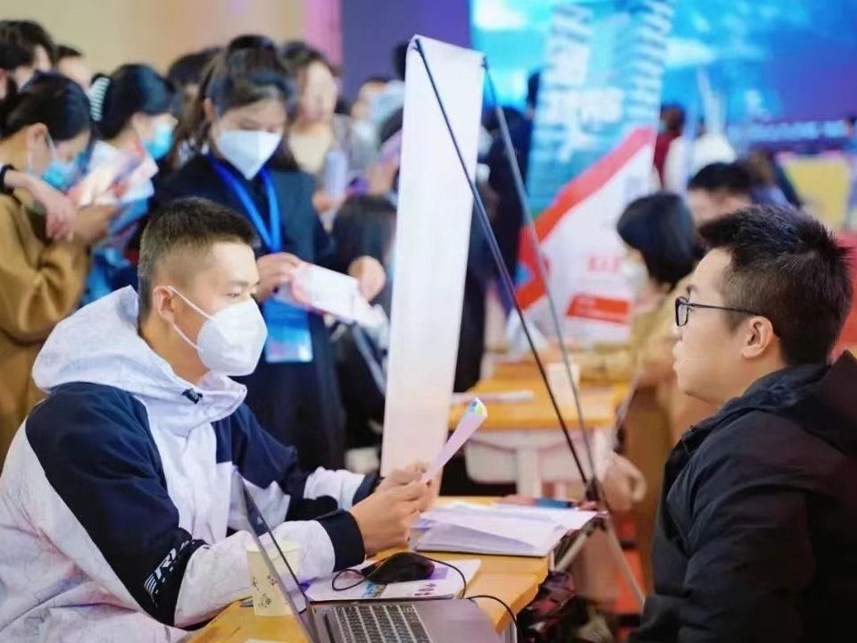  办学荣誉 | beat365官方网站获评“甘肃省大学生就业工作示范性高校”