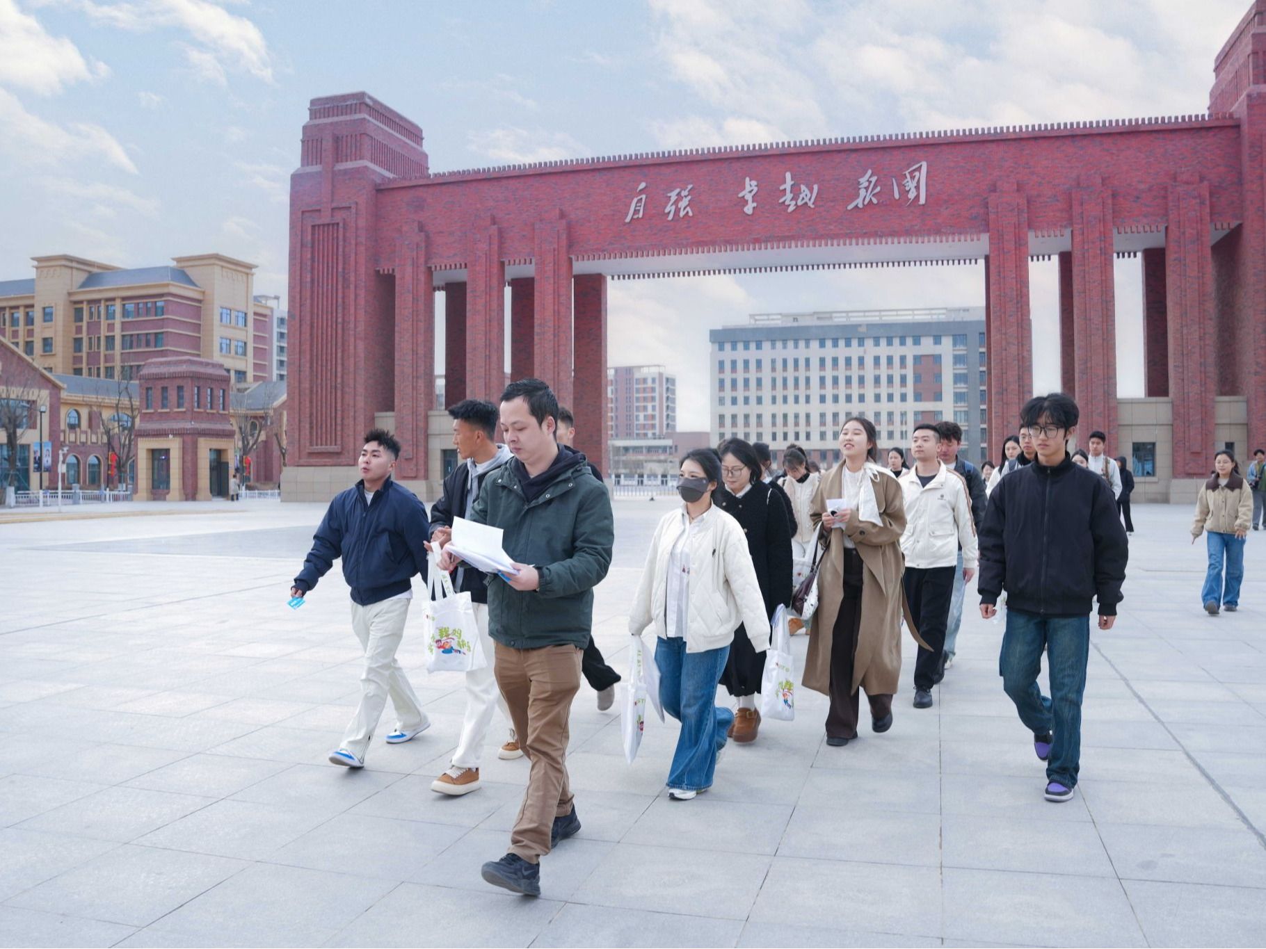beat365官方网站2026年普通专升本免试生专业能力测试圆满结束